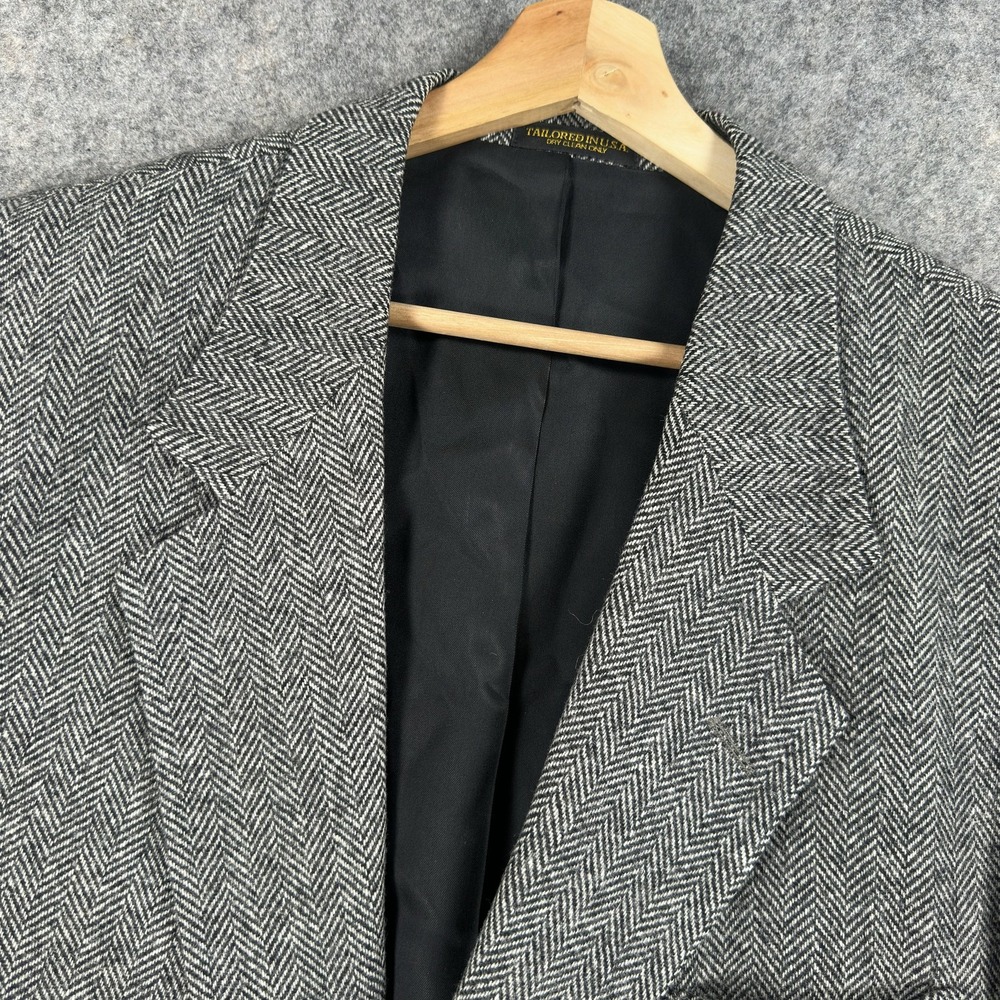 Hardwick Clothes Sport Coat Mens 50L Gray Herringbone Wool Tweed Blazer Jacket